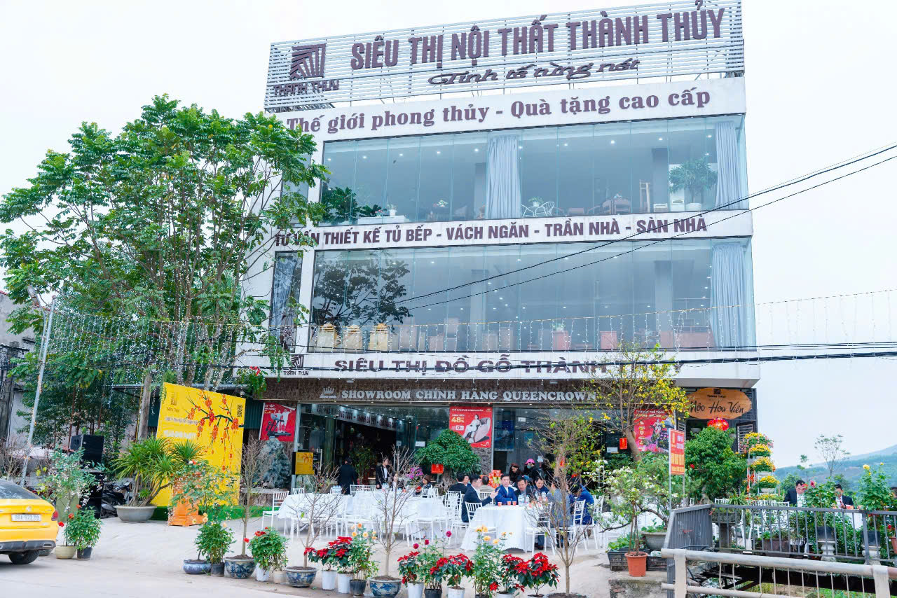 VỀ CHÚNG TÔI